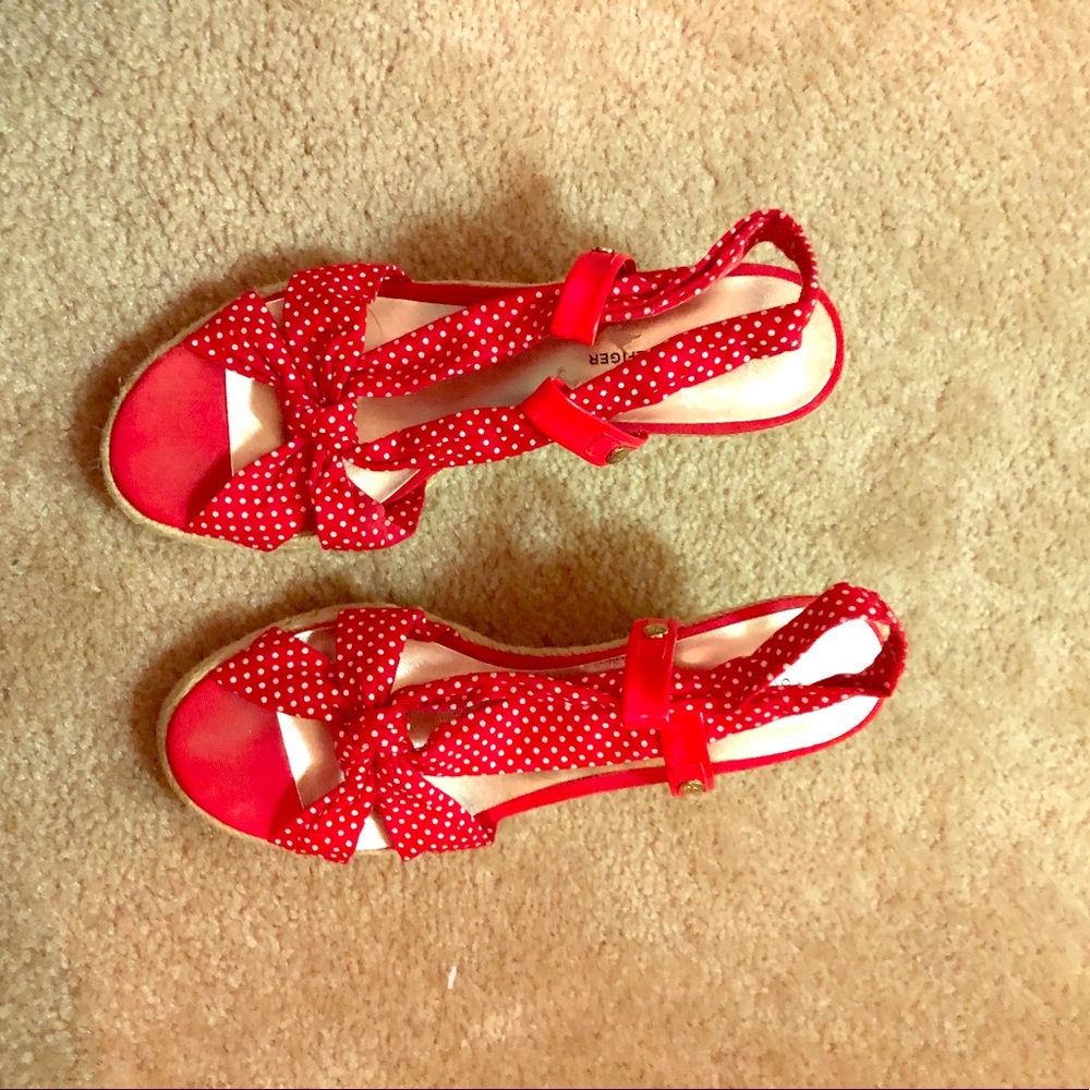 Flirty polka dot wedge espadrilles